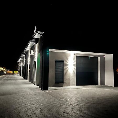 M&M Apartamenty Jasionka Exterior photo